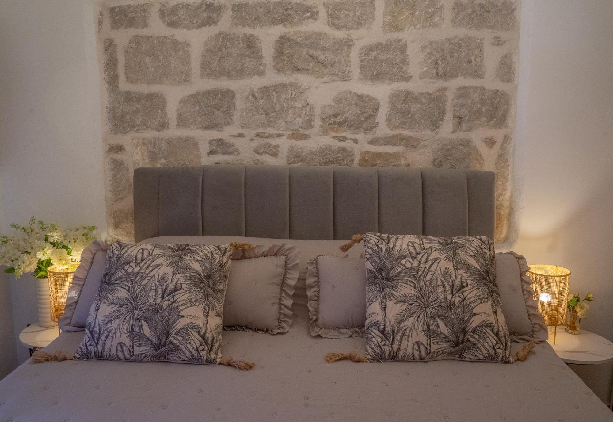 Apartments Bubalova Split Bagian luar foto